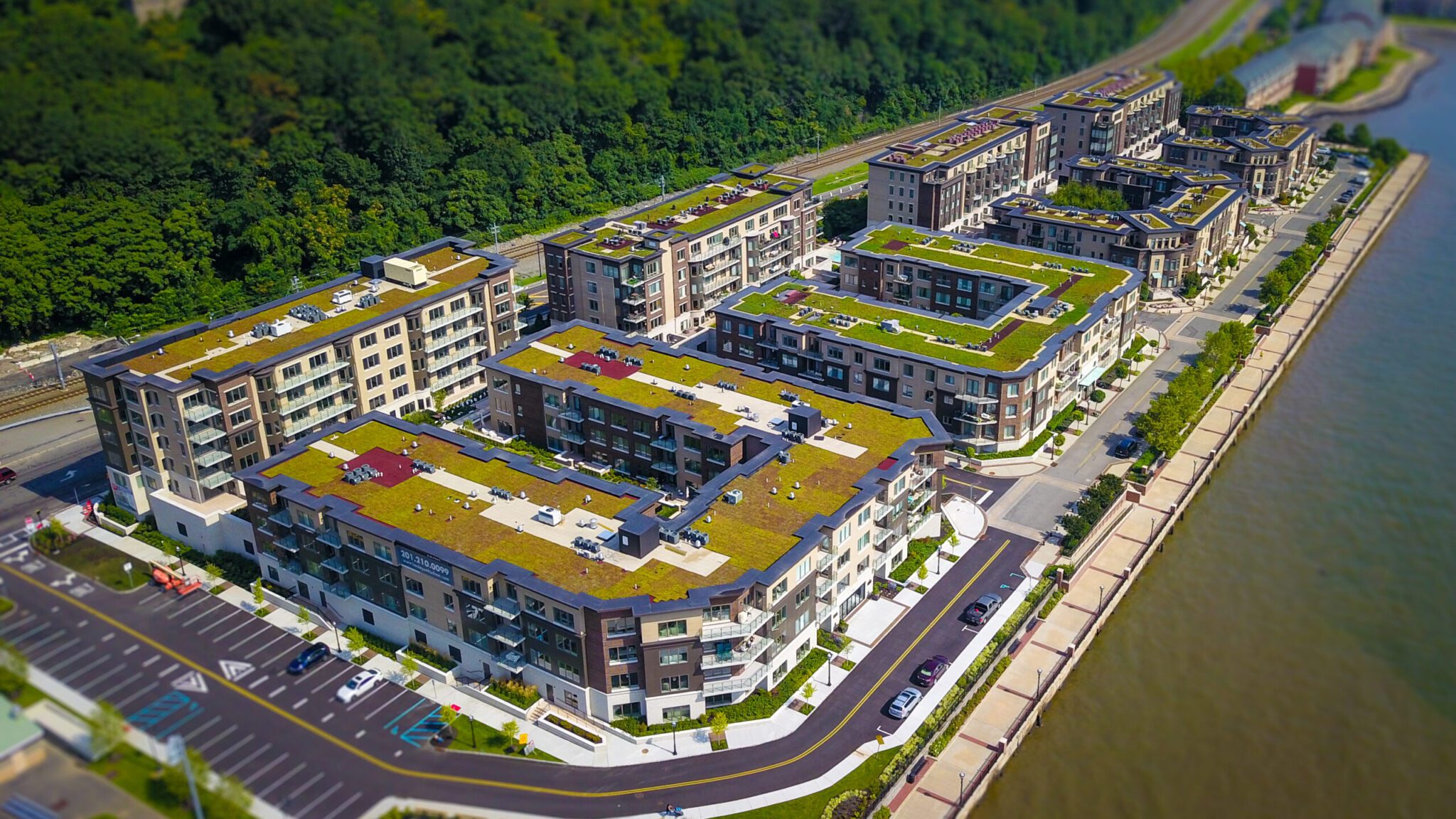 lennar gold coast green roof complex